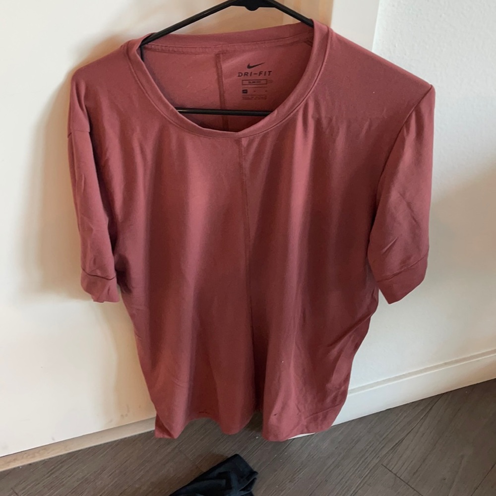 Nike Dri-Fit Slim Fit Yoga Tee Shirt M